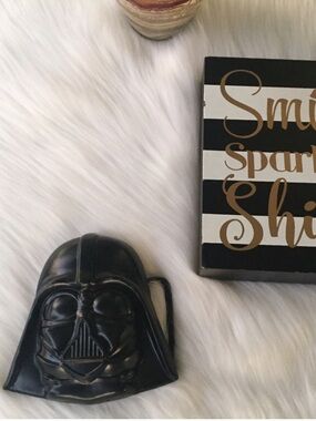 NWT Star Wars Black Darth Vader Helmet Belt Buckle